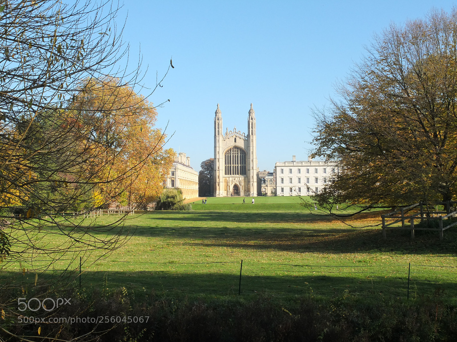 Fujifilm X10 sample photo. Cambridge, the backs colleges photography