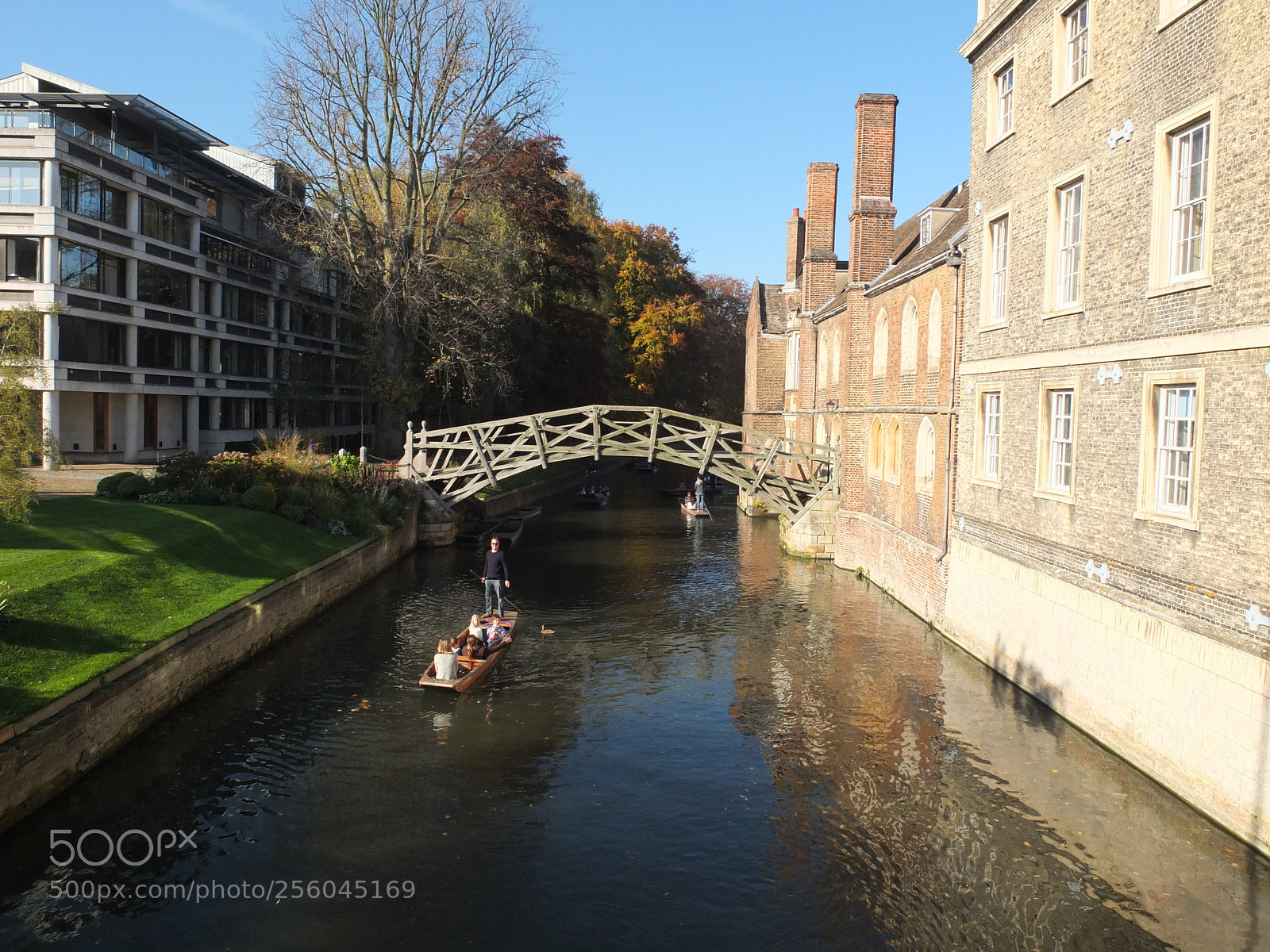 Fujifilm X10 sample photo. Cambridge, the backs colleges photography