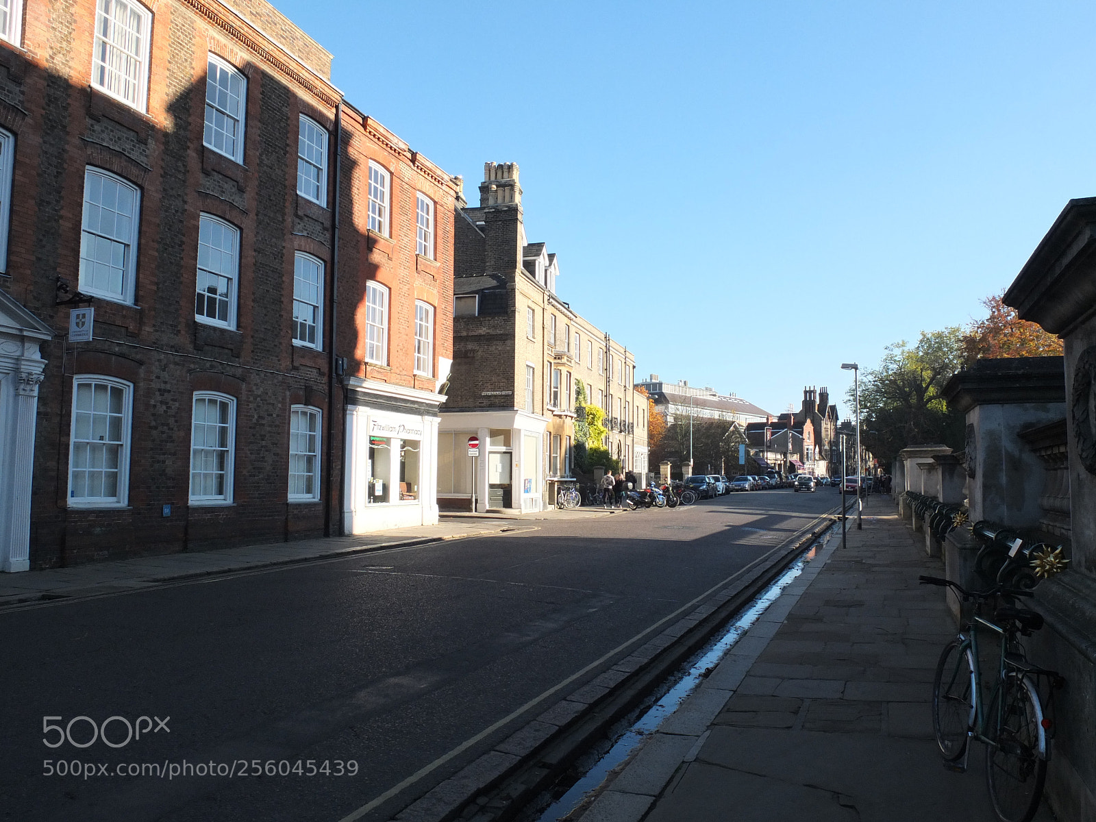 Fujifilm X10 sample photo. Cambridge, the backs colleges photography