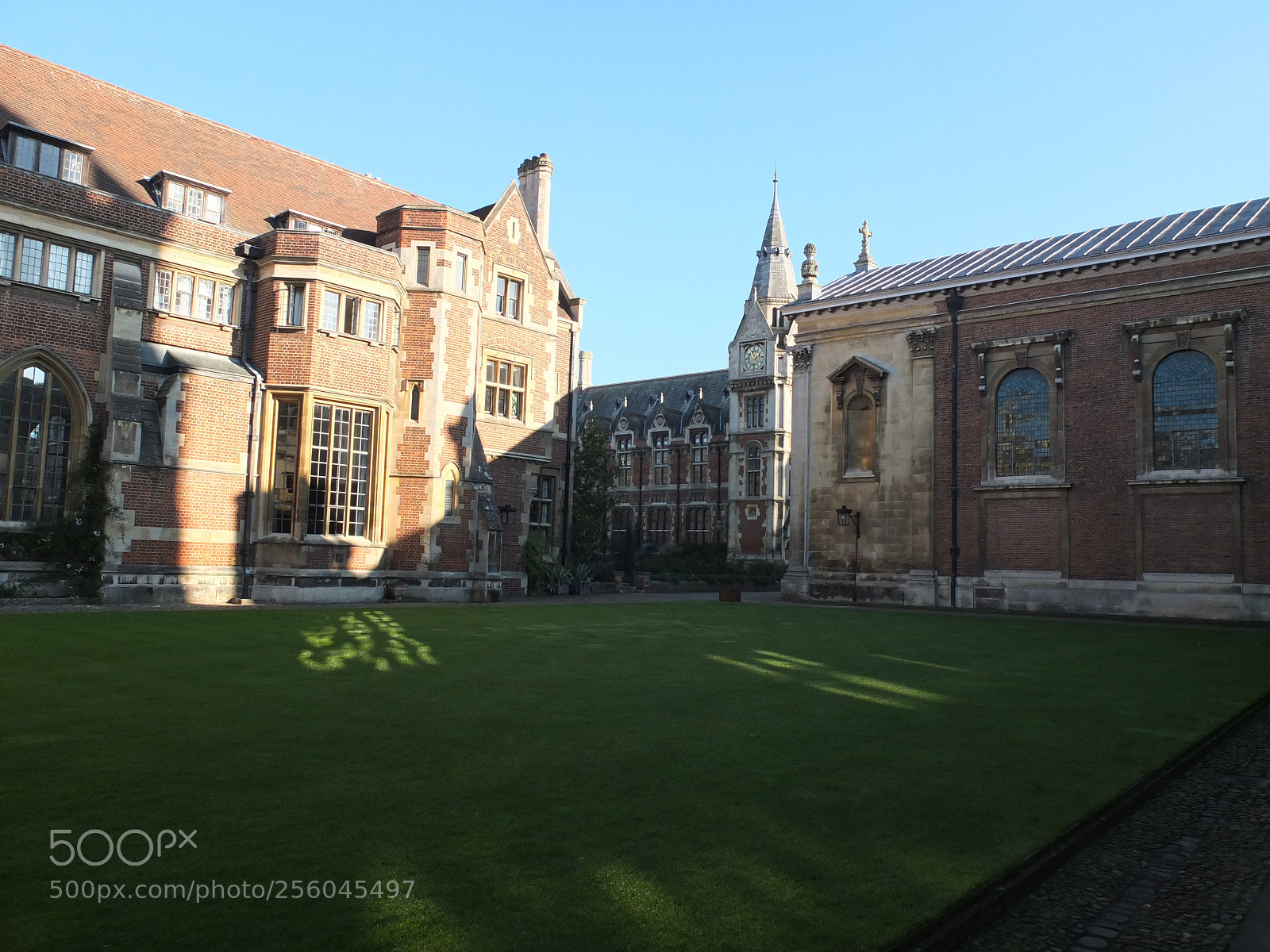 Fujifilm X10 sample photo. Cambridge, the backs colleges photography