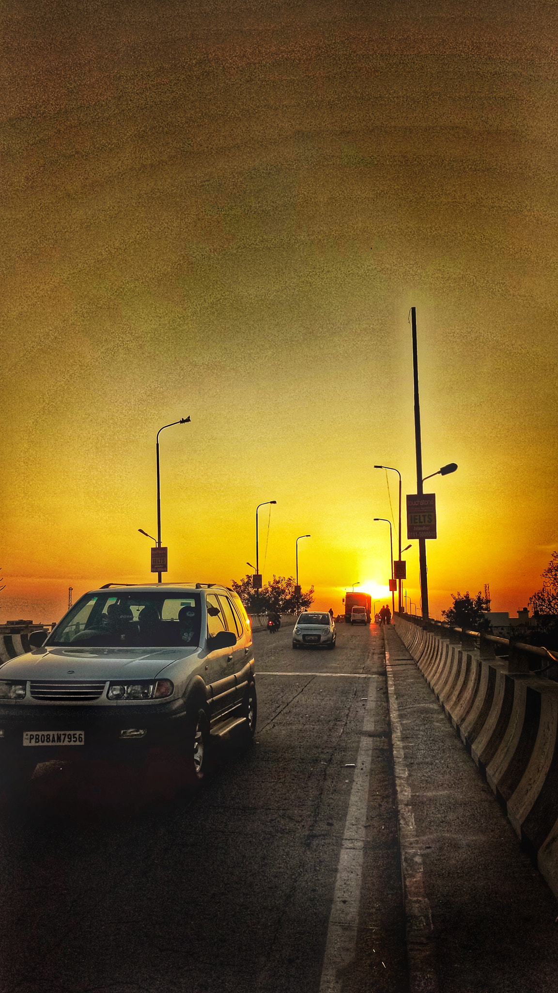 OPPO CPH1609 sample photo. Road mode photography