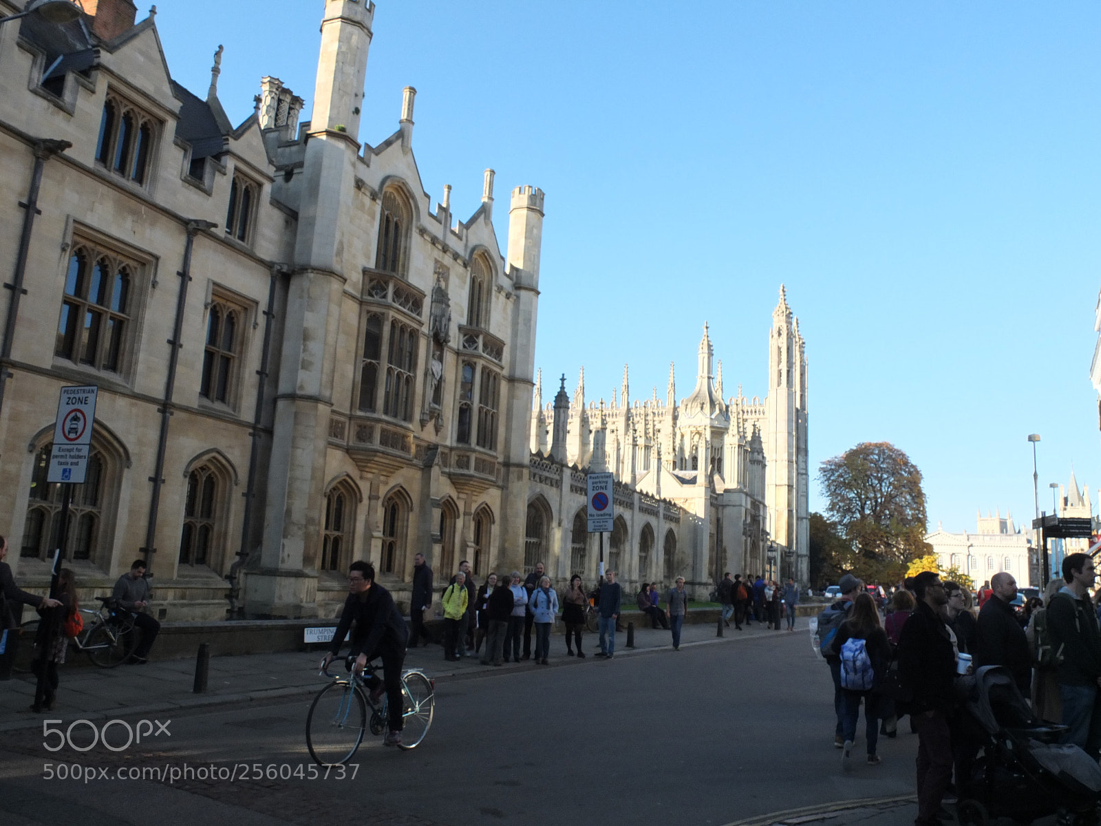 Fujifilm X10 sample photo. Cambridge, the backs colleges photography