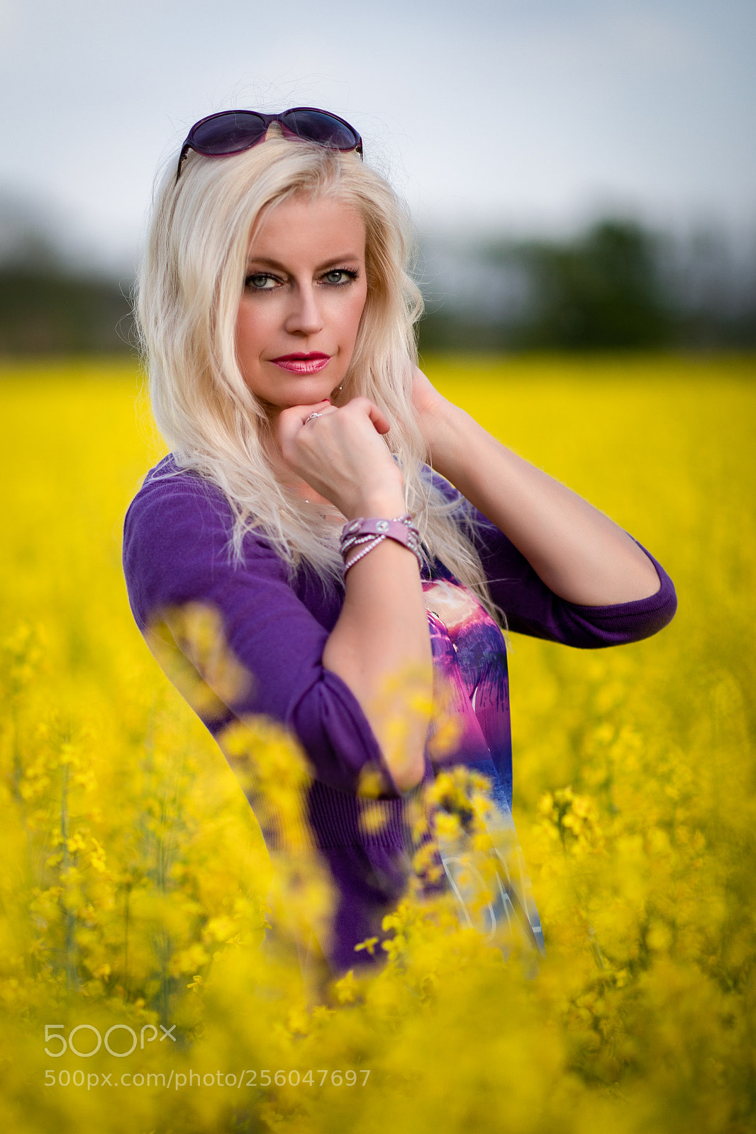 Canon EOS 5D Mark IV sample photo. Monika photography