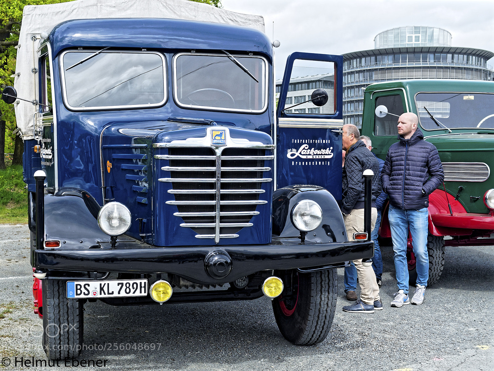 Olympus OM-D E-M5 sample photo. Bs, oldtimer lkw b photography