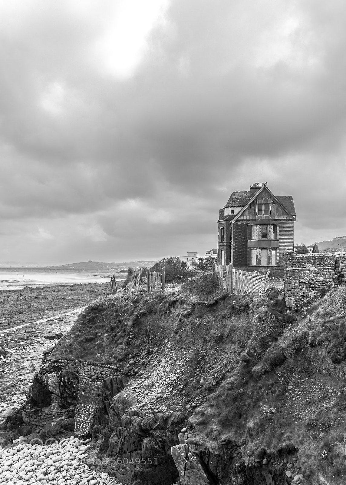 Sony a6000 sample photo. Seafiels house photography