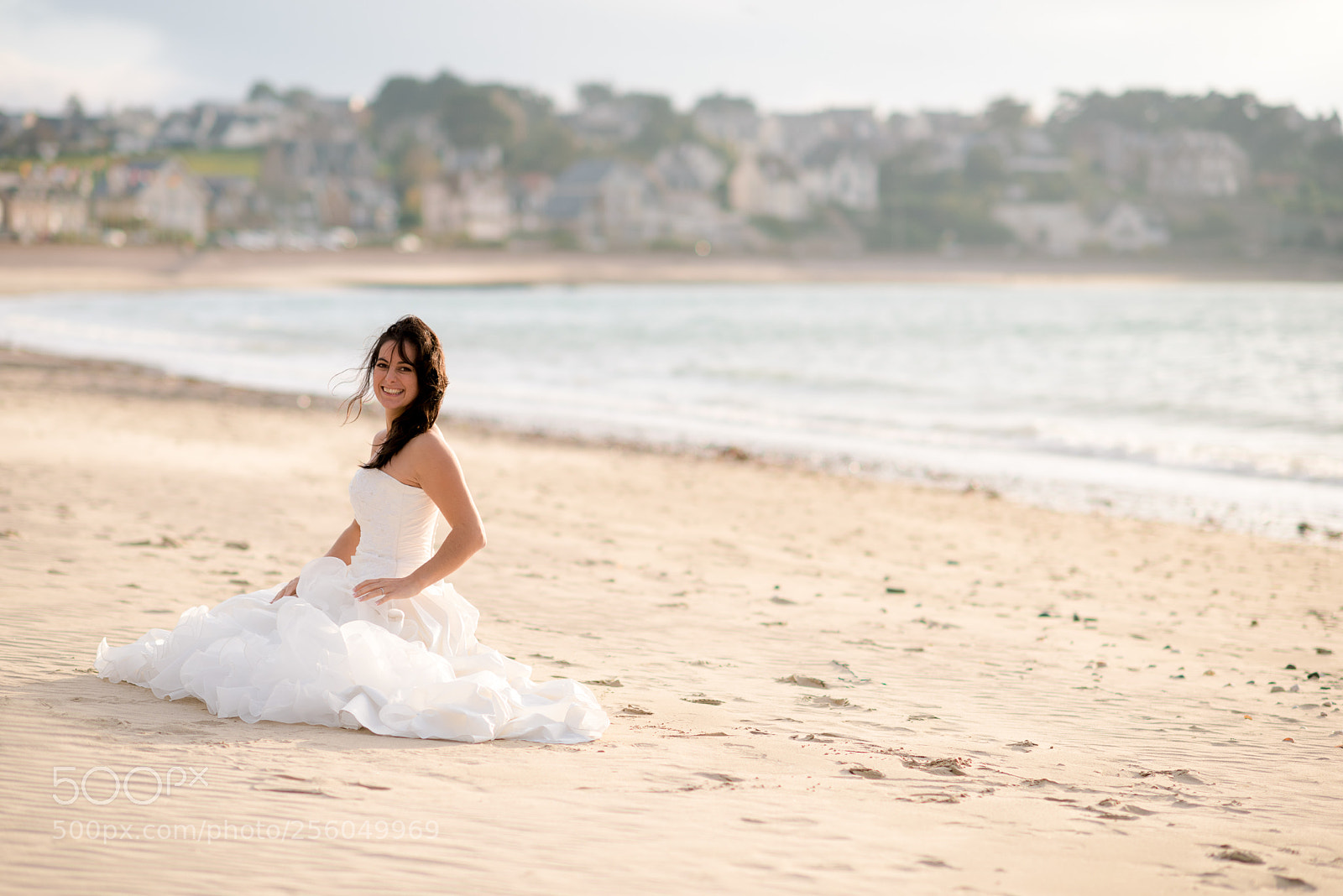 Nikon D810 sample photo. Bride on the beach photography