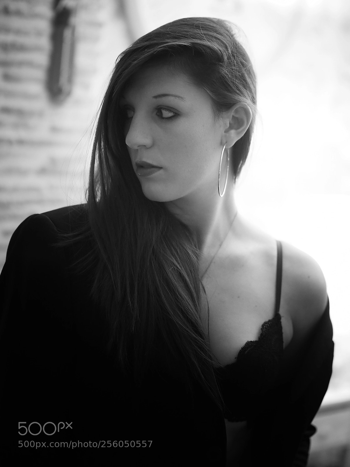 Olympus PEN-F sample photo. Elodie : lingerie portraits photography