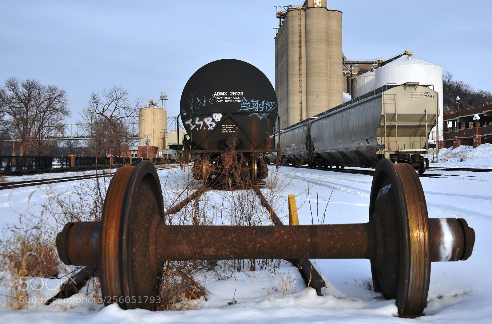 Nikon D300 sample photo. Abandoned wheel in a photography