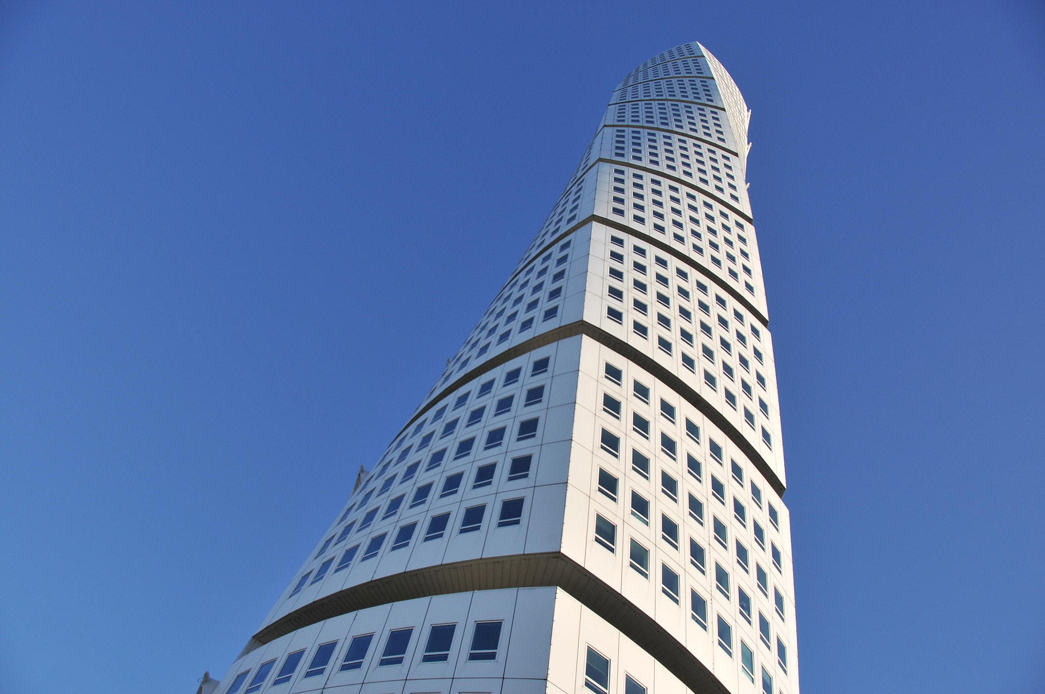 Nikon D300 sample photo. The turning torso photography