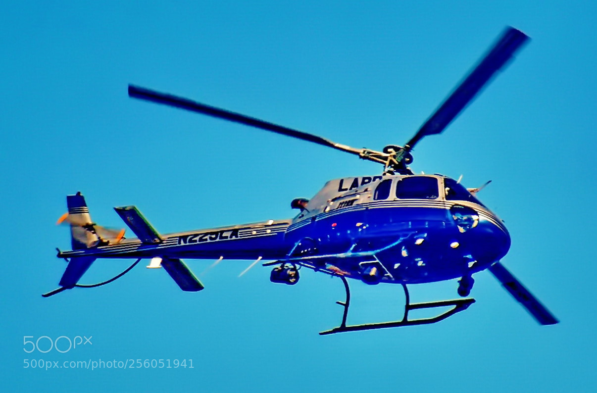 Nikon D7200 sample photo. Grey and blue helicopter photography
