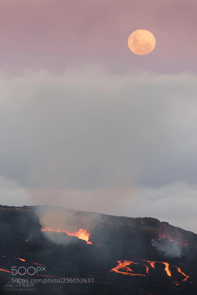 Nikon D750 sample photo. Moon & lava photography
