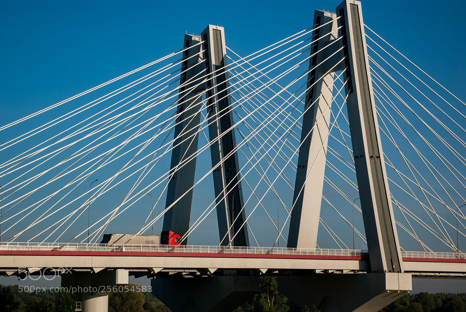 Pentax K10D sample photo. Bridge photography