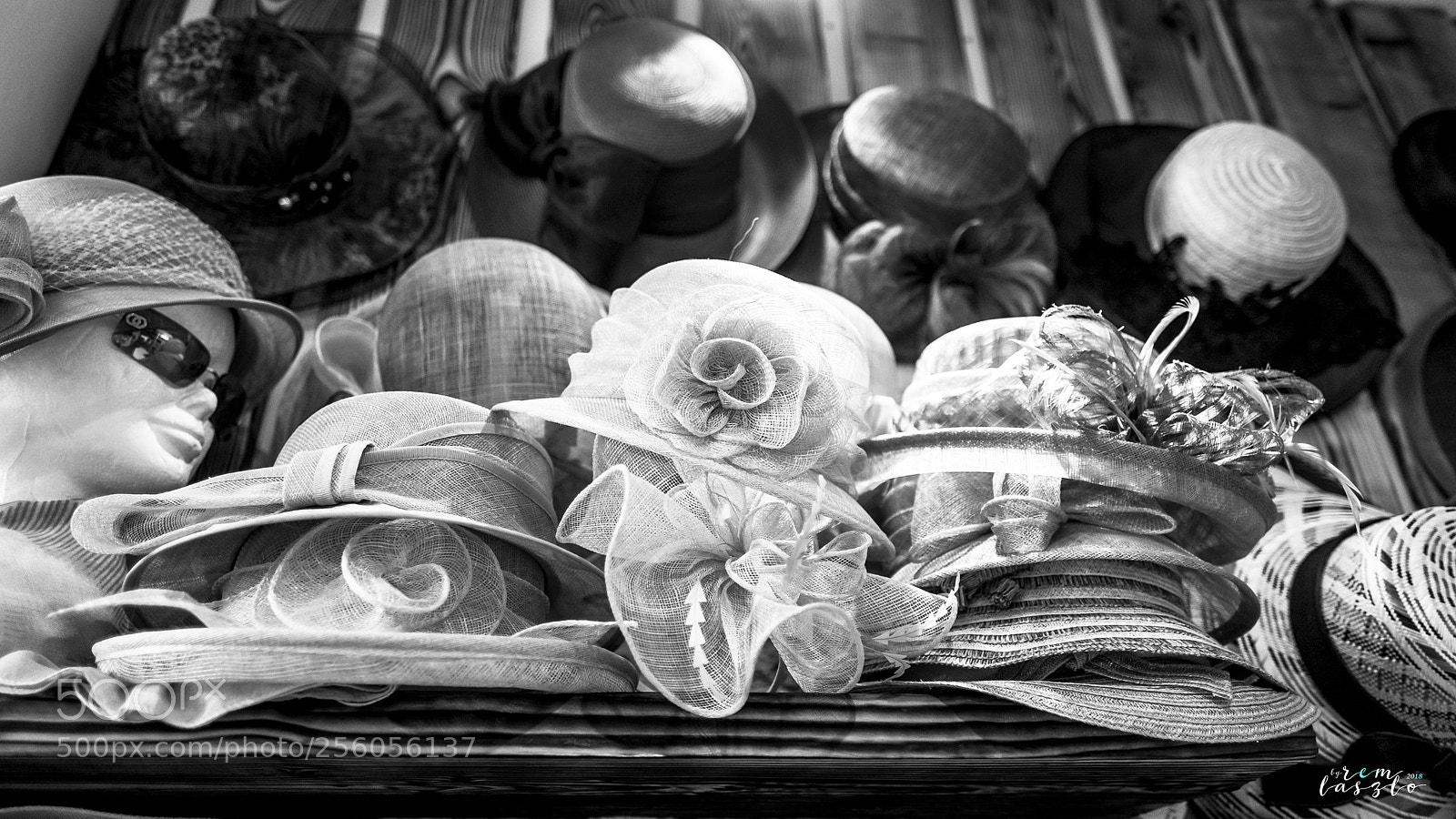 Fujifilm X-T2 sample photo. Hats photography