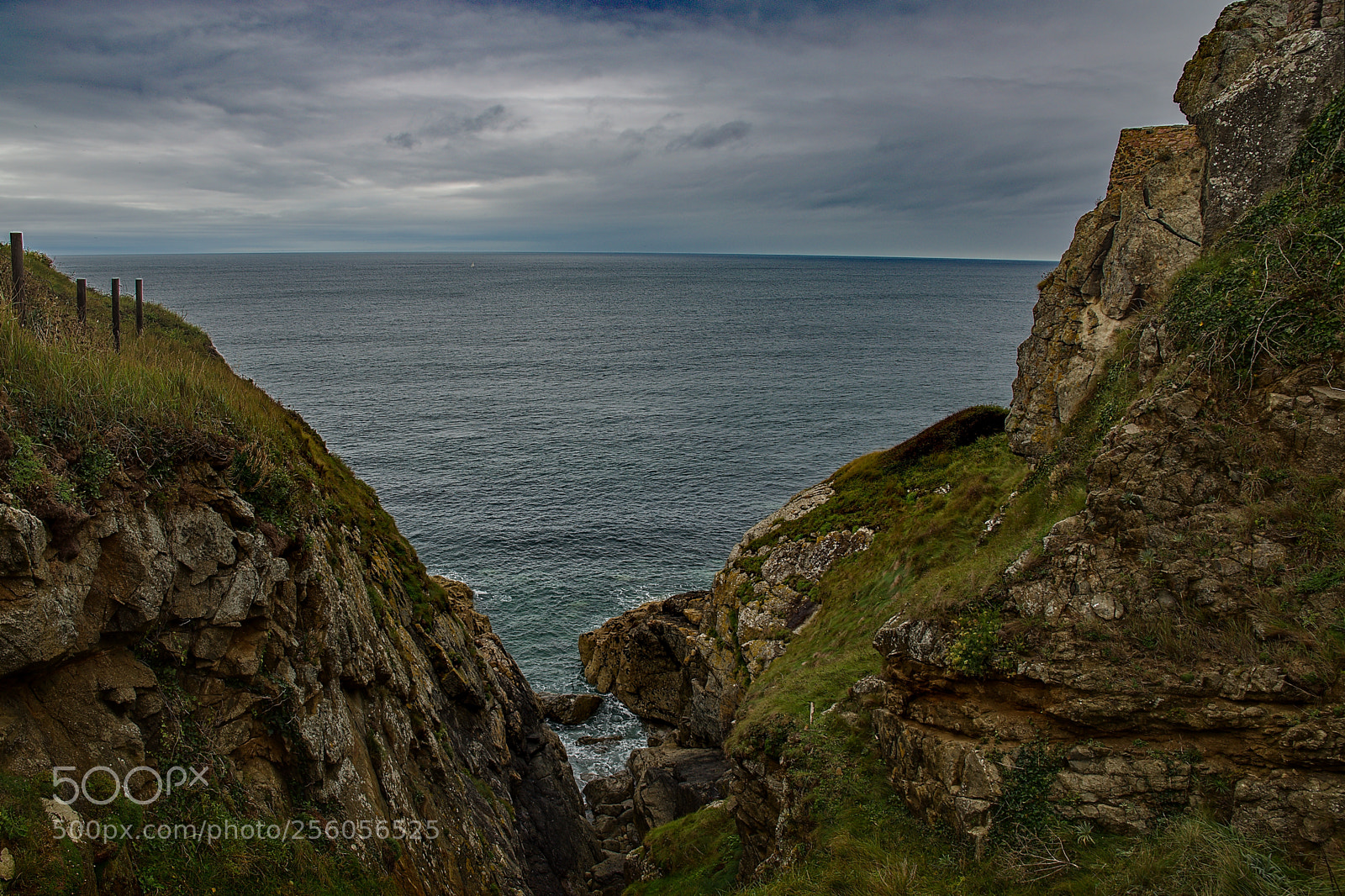 Nikon D5600 sample photo. Rocks above the sea photography