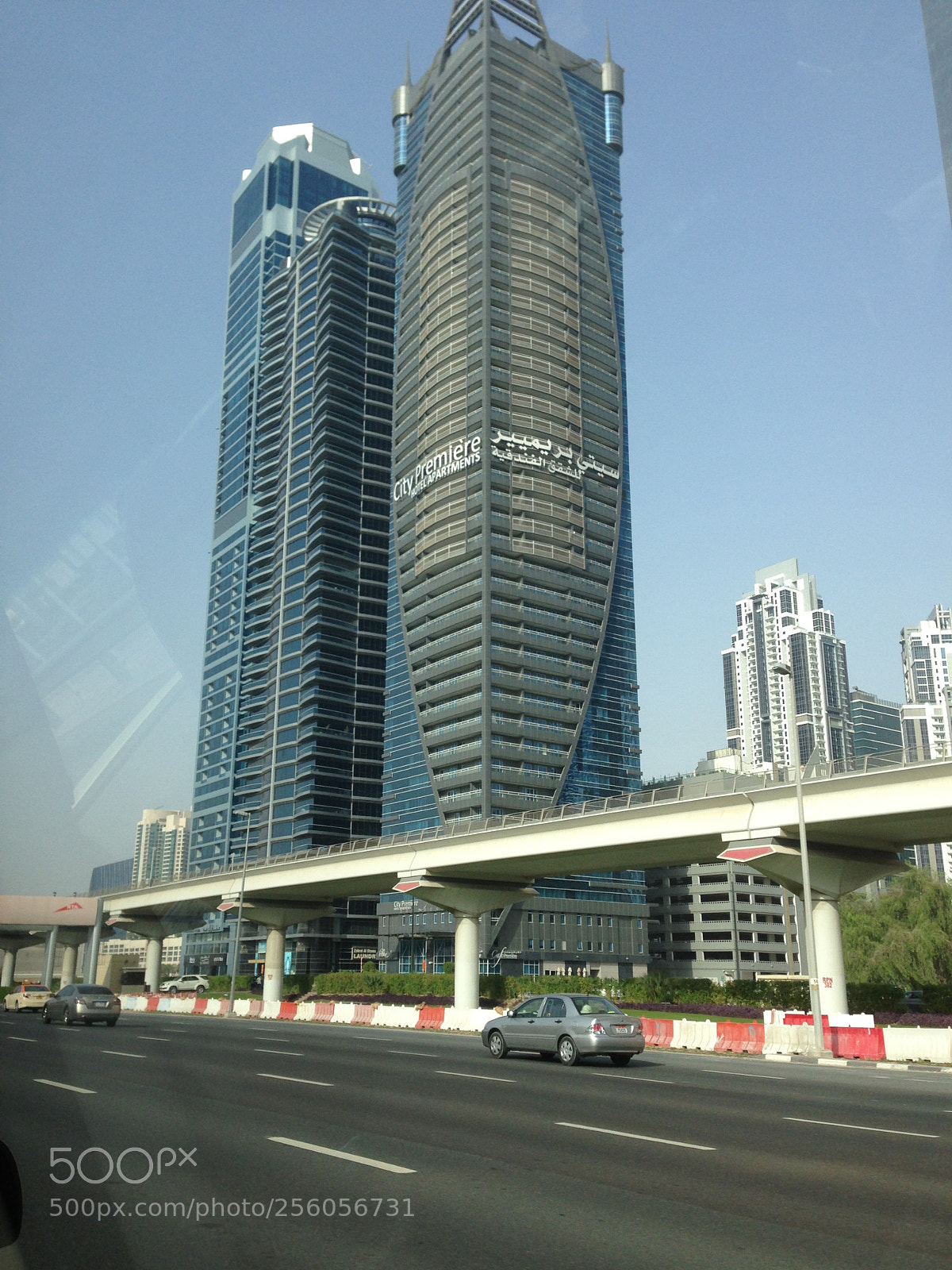 Apple iPhone 5 sample photo. Work trip to dubai photography