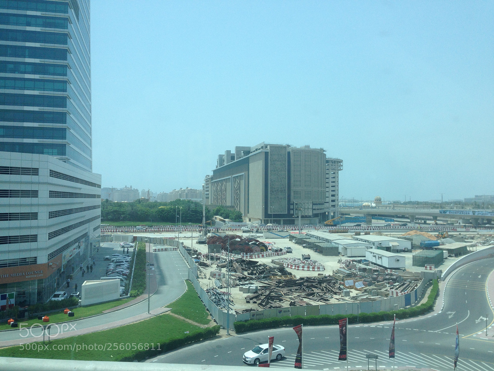 Apple iPhone 5 sample photo. Work trip to dubai photography