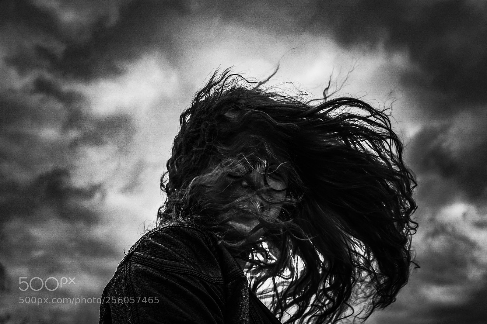 Sony Cyber-shot DSC-RX10 sample photo. Girl in the storm photography