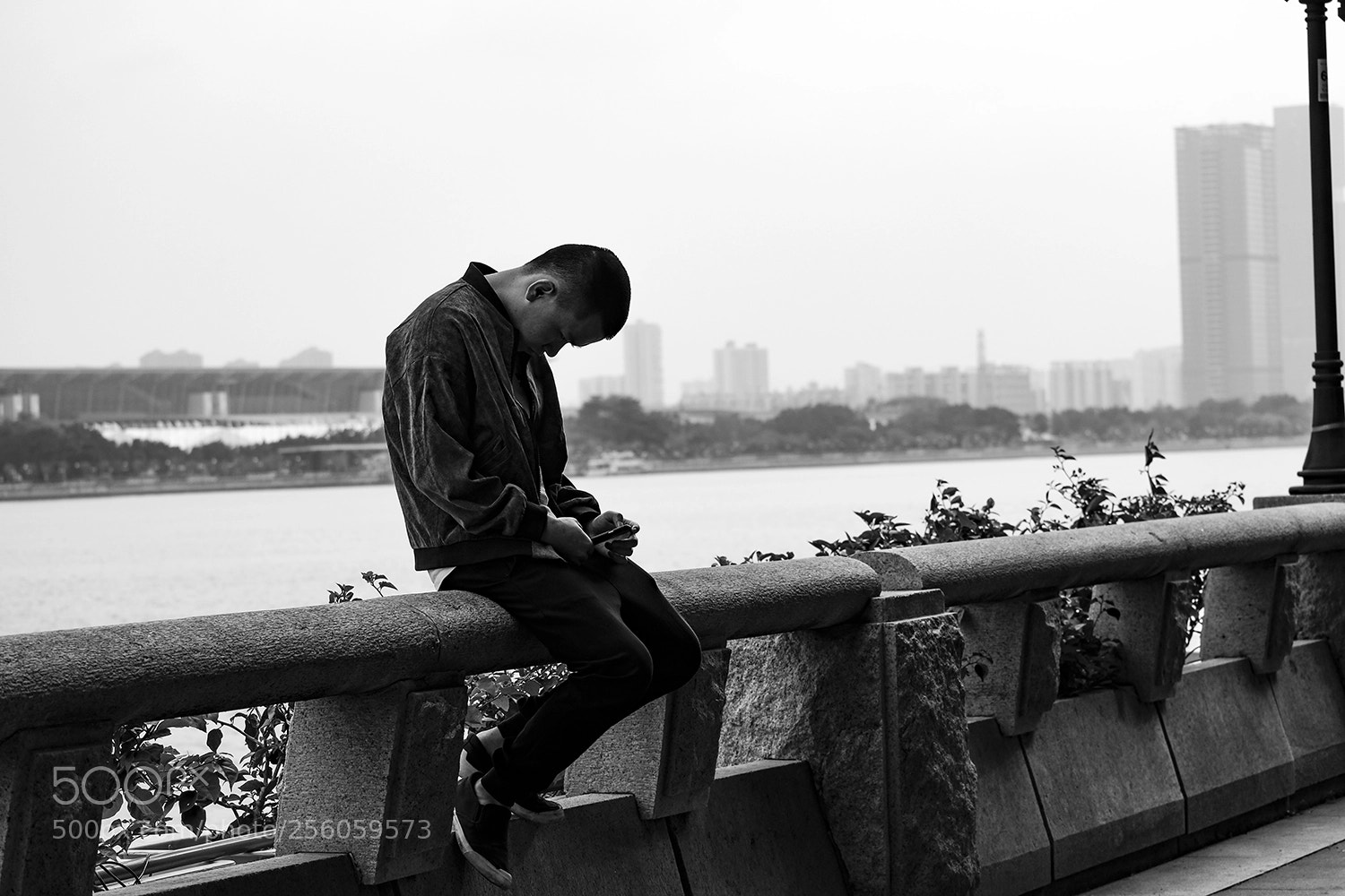 Fujifilm X-T2 sample photo. 低头 photography