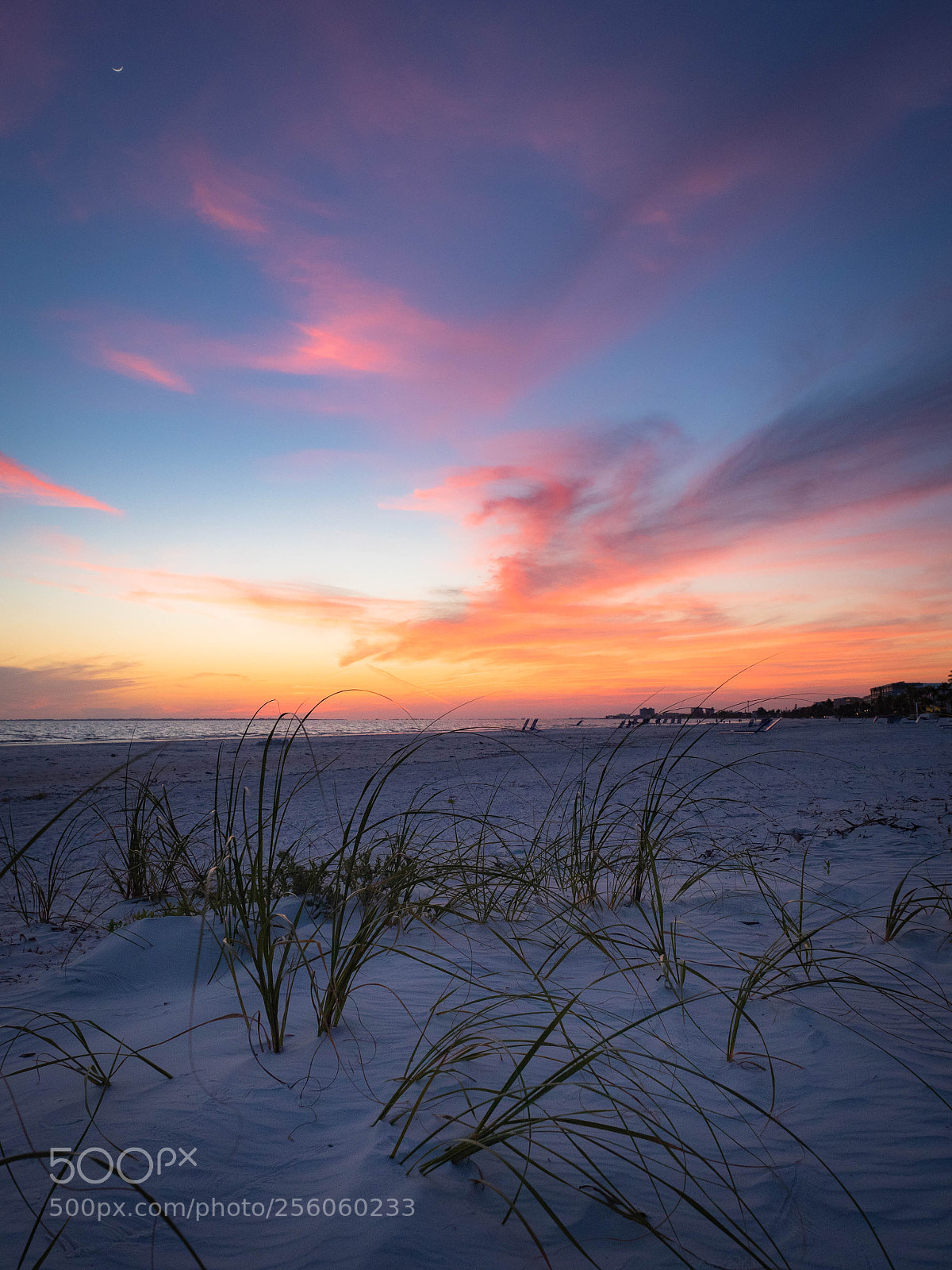 Olympus OM-D E-M5 II sample photo. Time for the beach photography