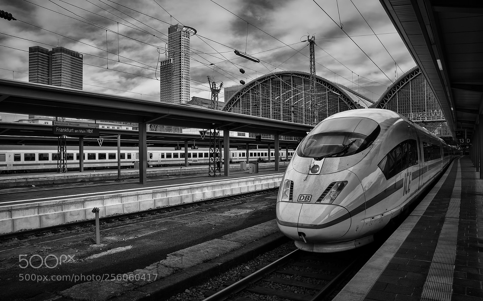 Nikon D5200 sample photo. Departure photography