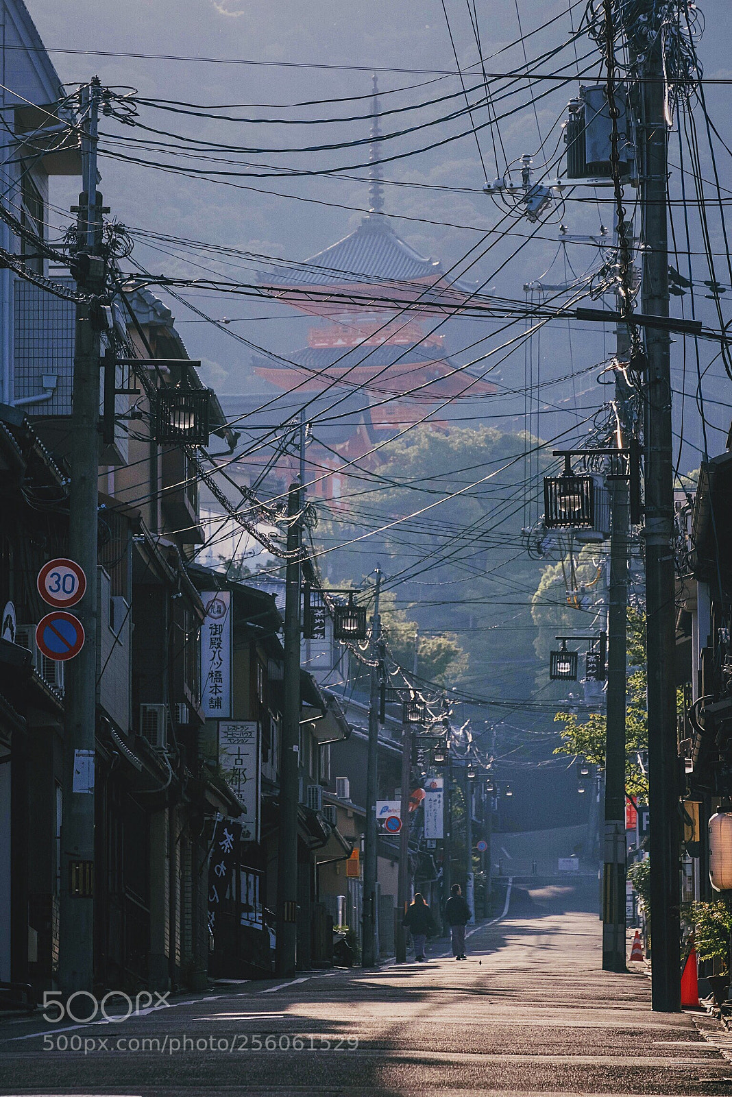 Fujifilm X-T2 sample photo. Early morning in kyoto  photography