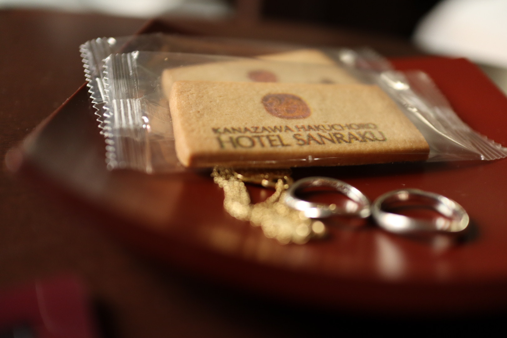 Canon EOS M50 (EOS Kiss M) + Canon EF-M 22mm F2 STM sample photo. With cookies and love photography