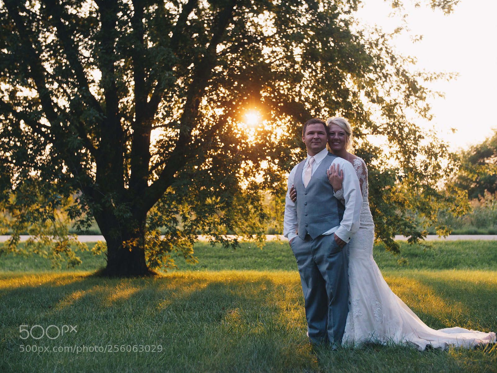 Panasonic Lumix DC-GH5 sample photo. Meadow sunset wedding couple photography