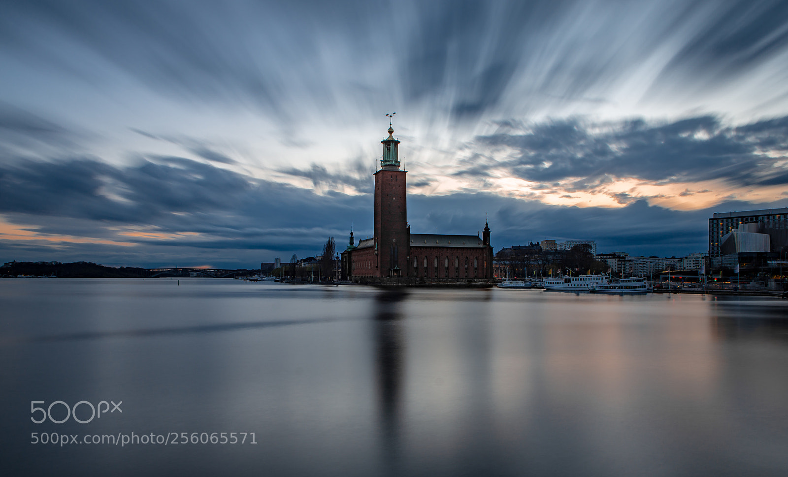 Nikon D7200 sample photo. Stockholm's city hall photography