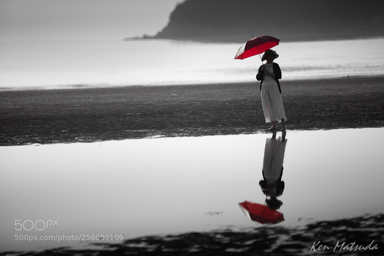 Canon EOS 5D Mark II sample photo. Red umbrella photography