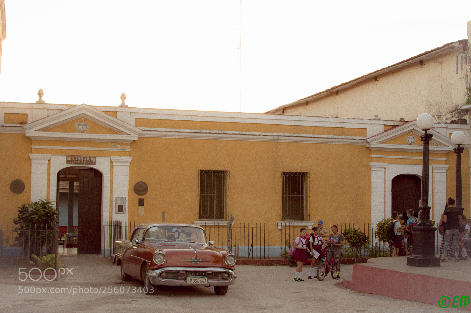 Nikon D3200 sample photo. School leaving photography