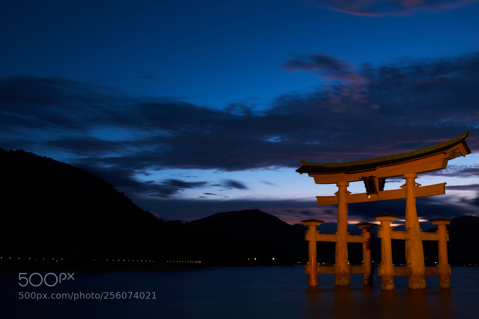 Fujifilm X-T20 sample photo. Great torii miyajiima island photography