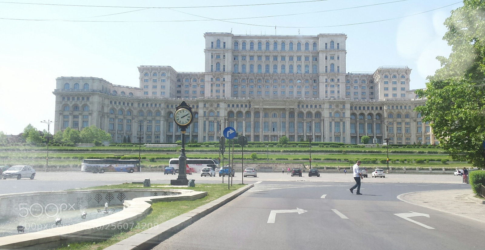 Samsung Galaxy S4 sample photo. Bucharest..palace of parliament photography