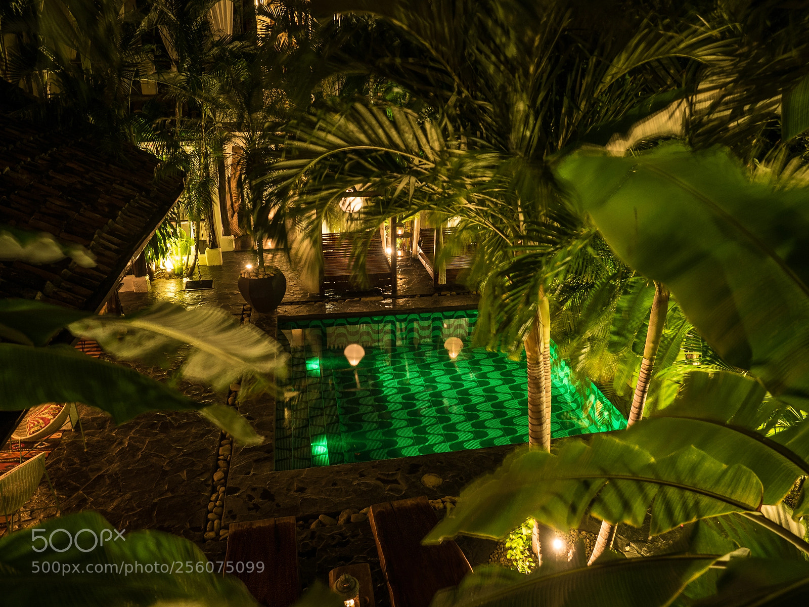 Olympus OM-D E-M5 II sample photo. Tribal hotel - granada photography