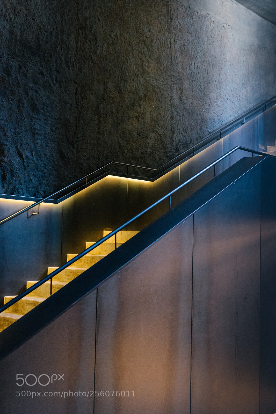 Sony a7 sample photo. Monjuïc stairs photography