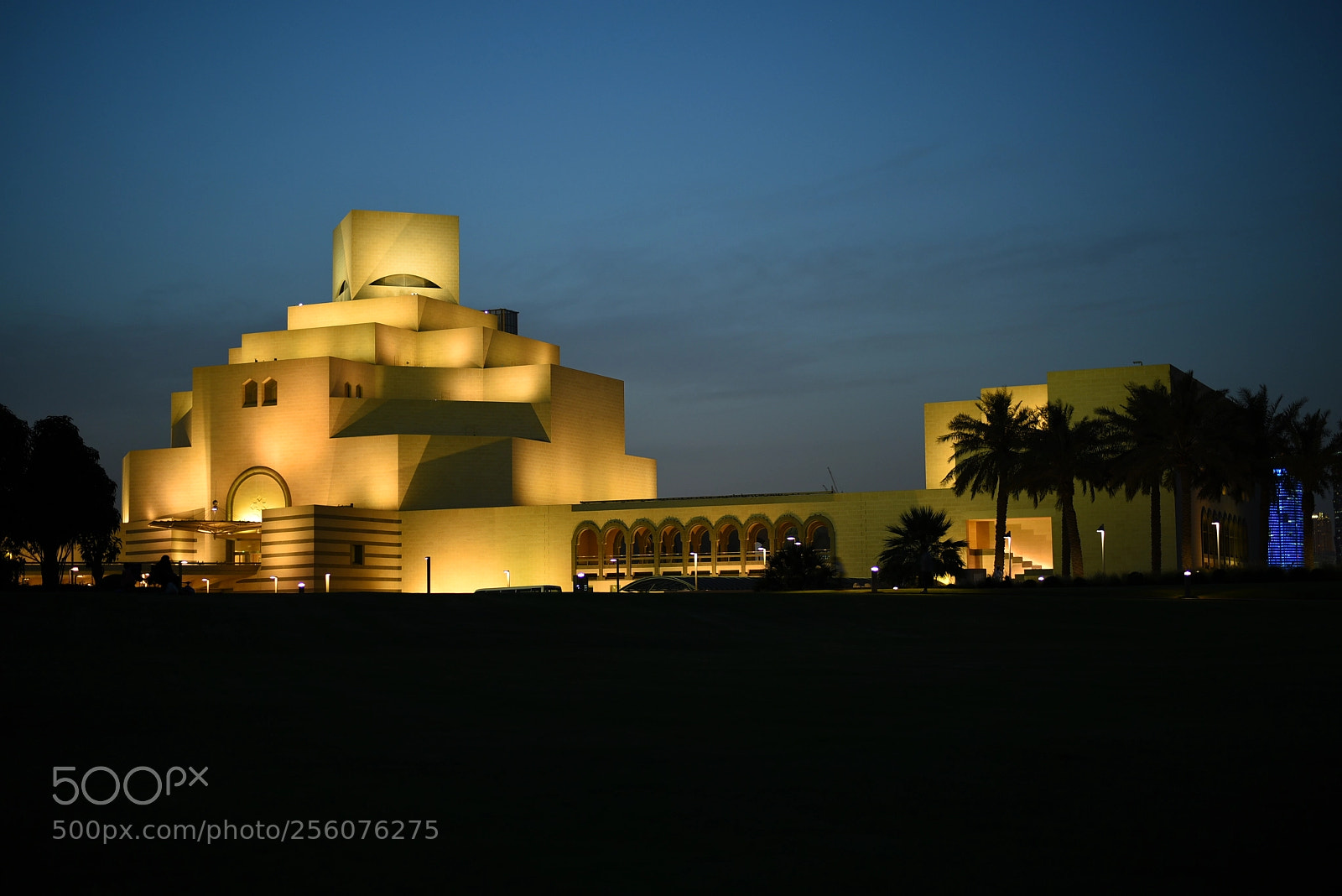 Nikon D750 + Nikon AF-S Nikkor 50mm F1.8G sample photo. Museum of art photography