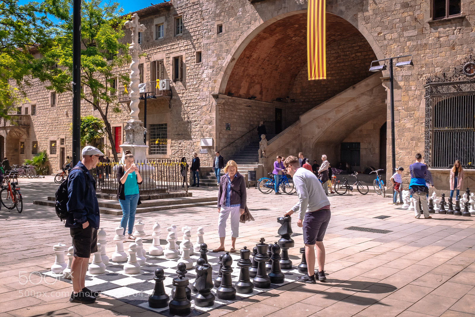 Fujifilm X100S sample photo. Playing chess in the photography