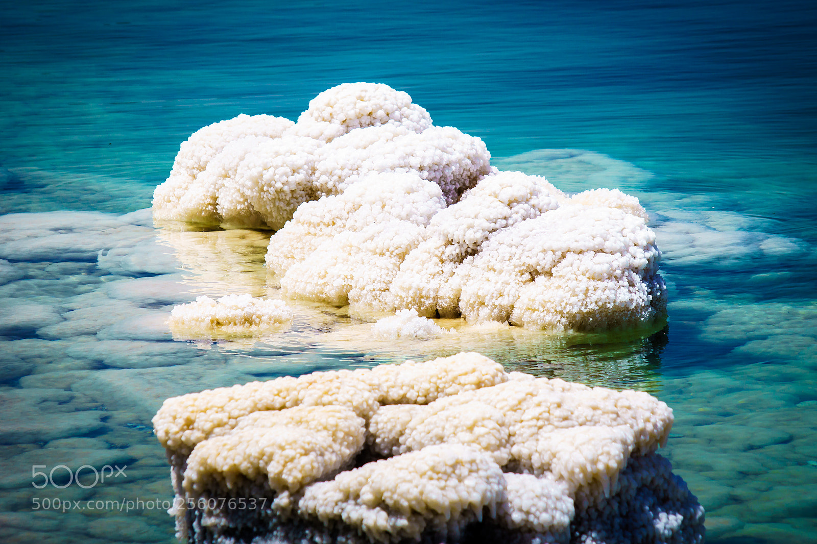 Sony ILCA-77M2 sample photo. Rocky salt crystals photography