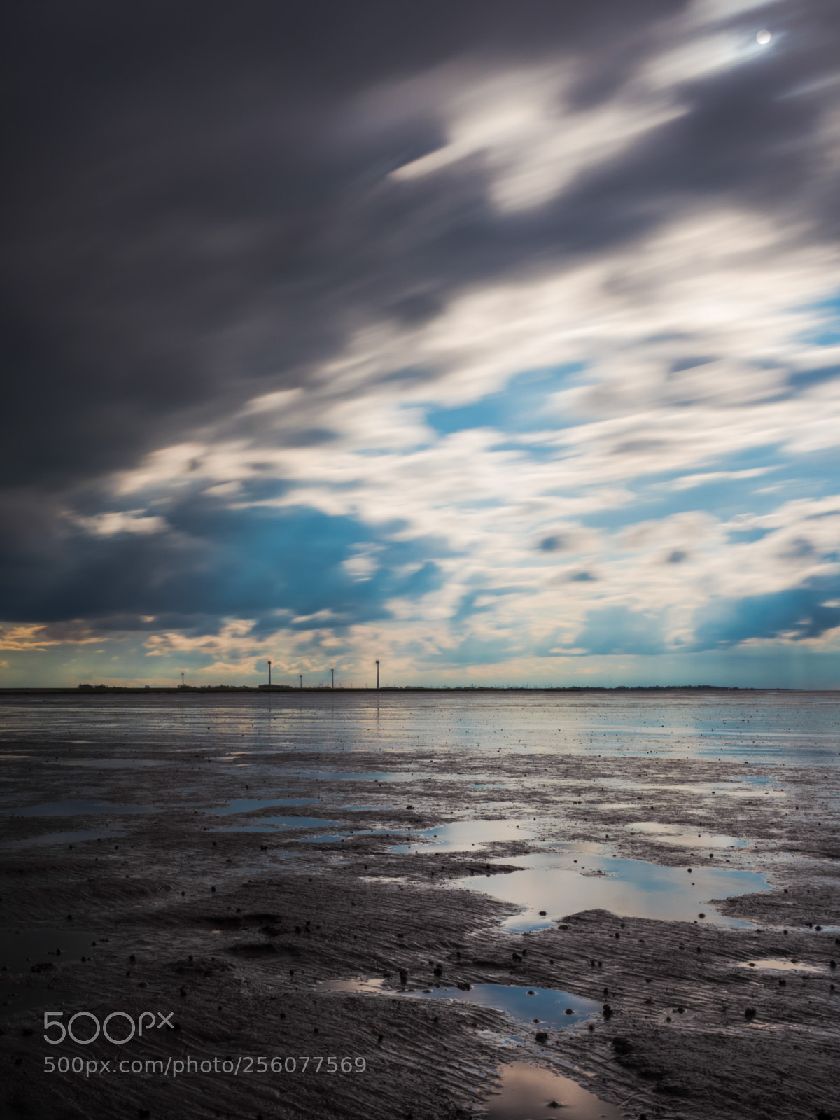 Olympus OM-D E-M1 Mark II sample photo. Low tide photography