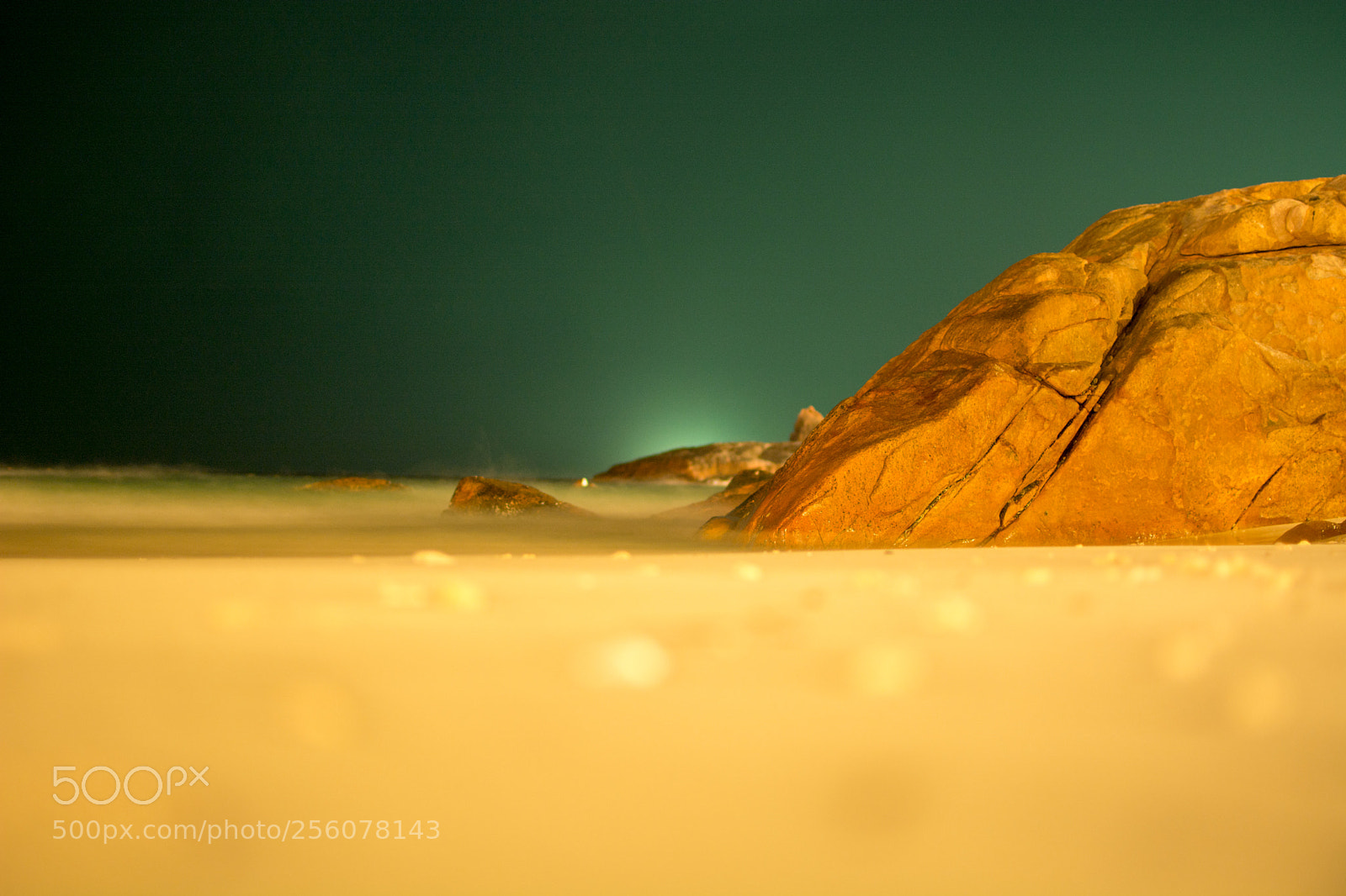 Nikon D5200 sample photo. Night still photography