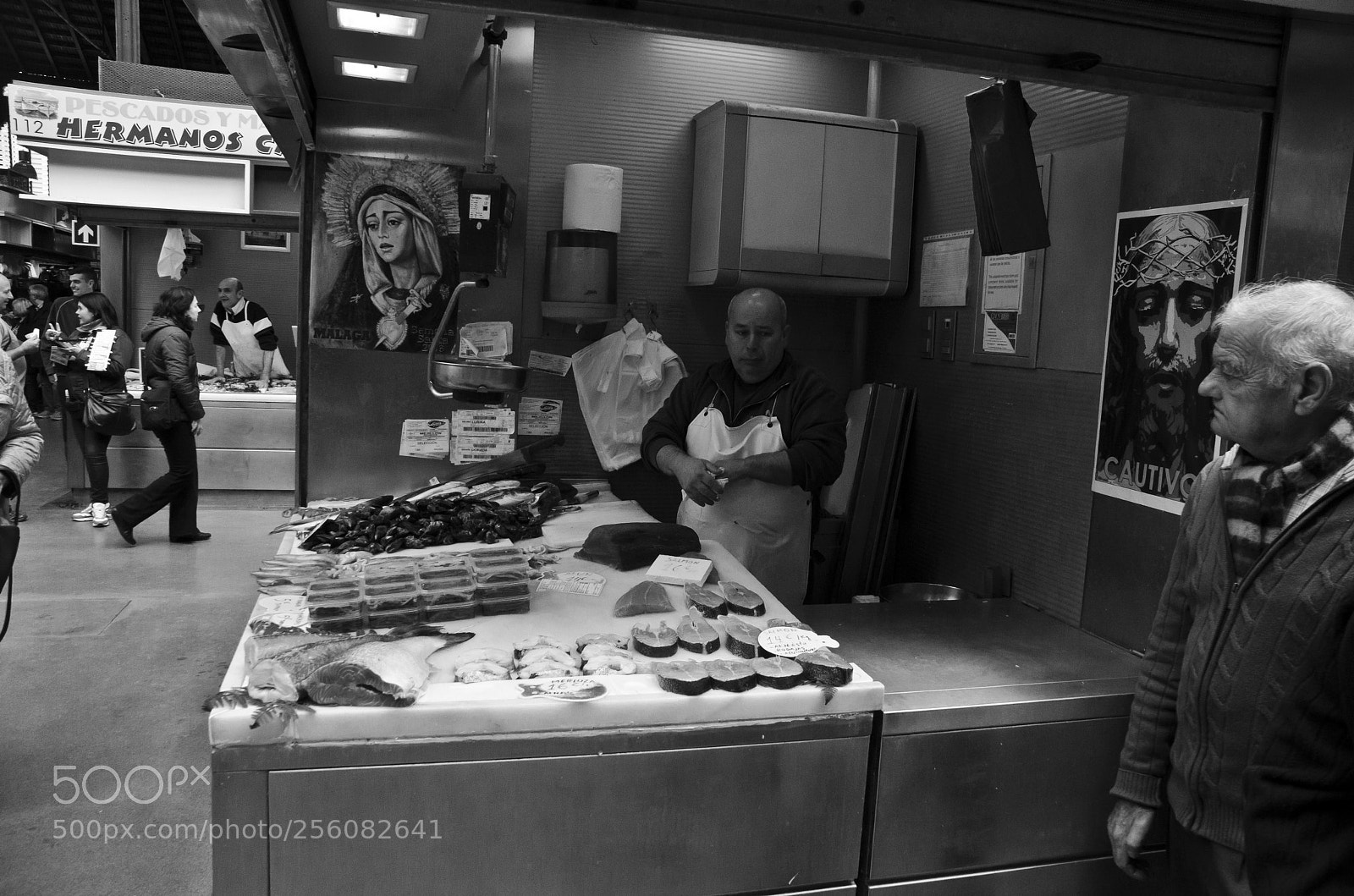 Nikon D7000 sample photo. Fish market photography