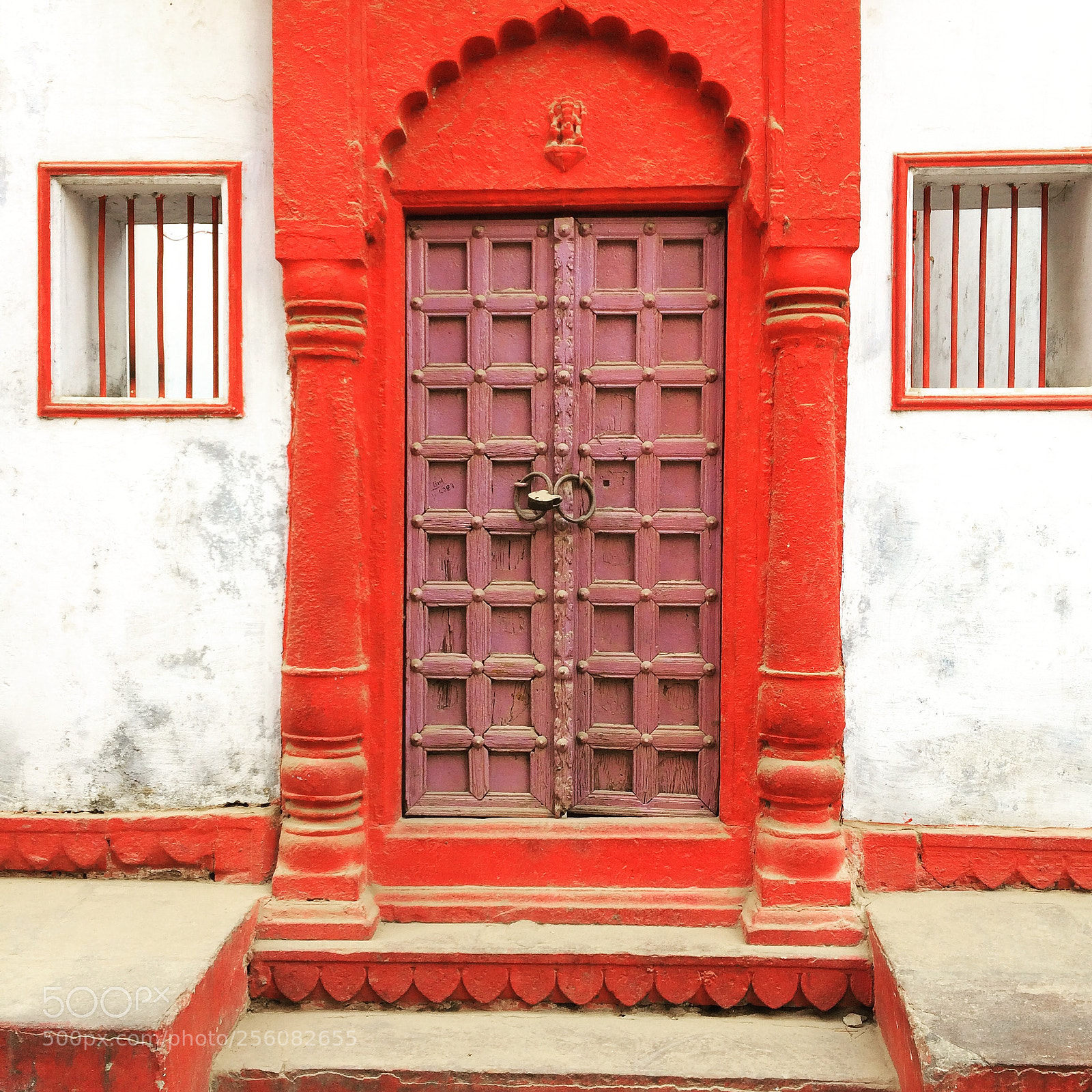Apple iPhone 5s sample photo. The door photography