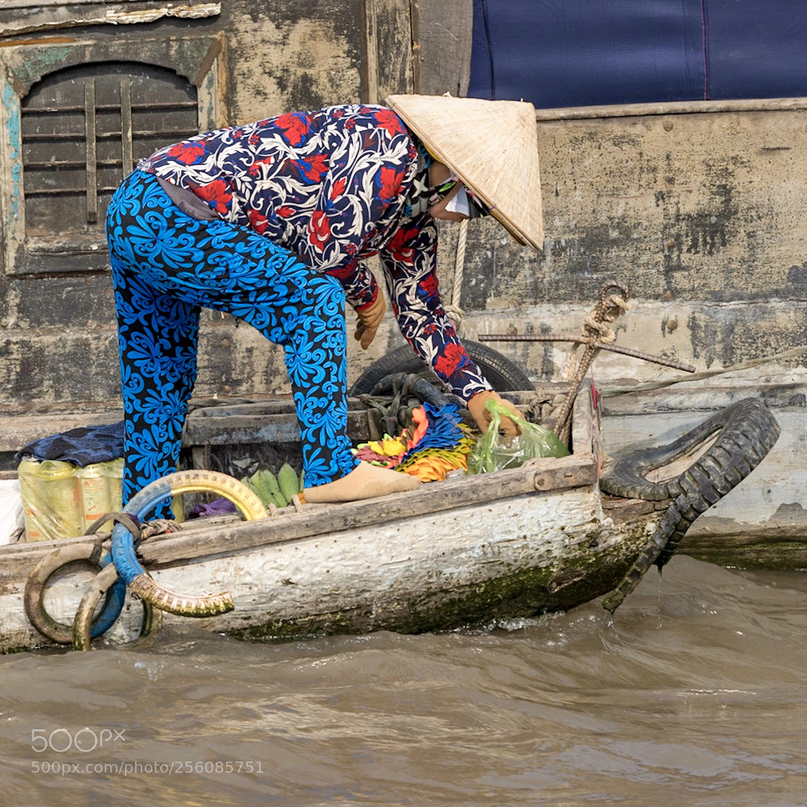 Sony a7R III sample photo. Les march s flottants photography