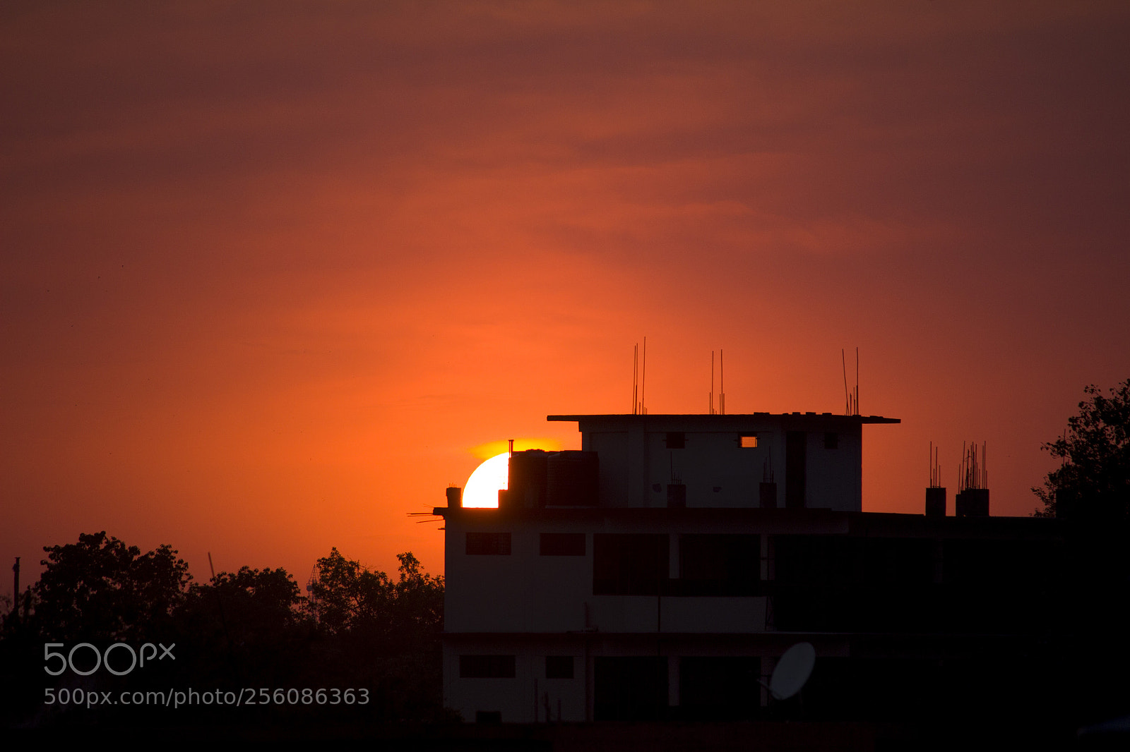 Canon EOS 600D (Rebel EOS T3i / EOS Kiss X5) sample photo. Sunset photography