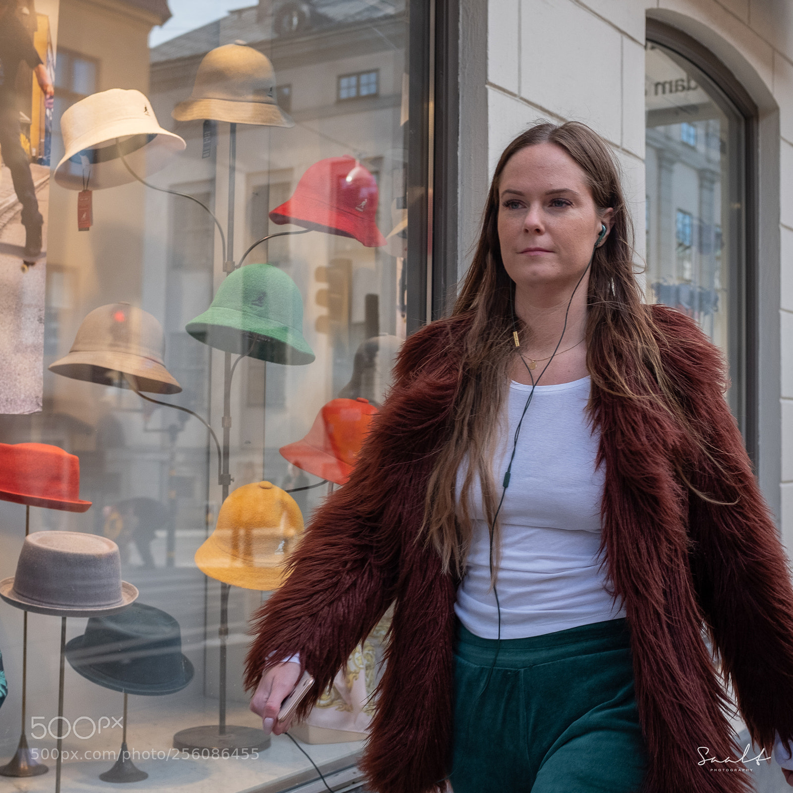 Fujifilm X100F sample photo. Ooh, the feeling's getting photography