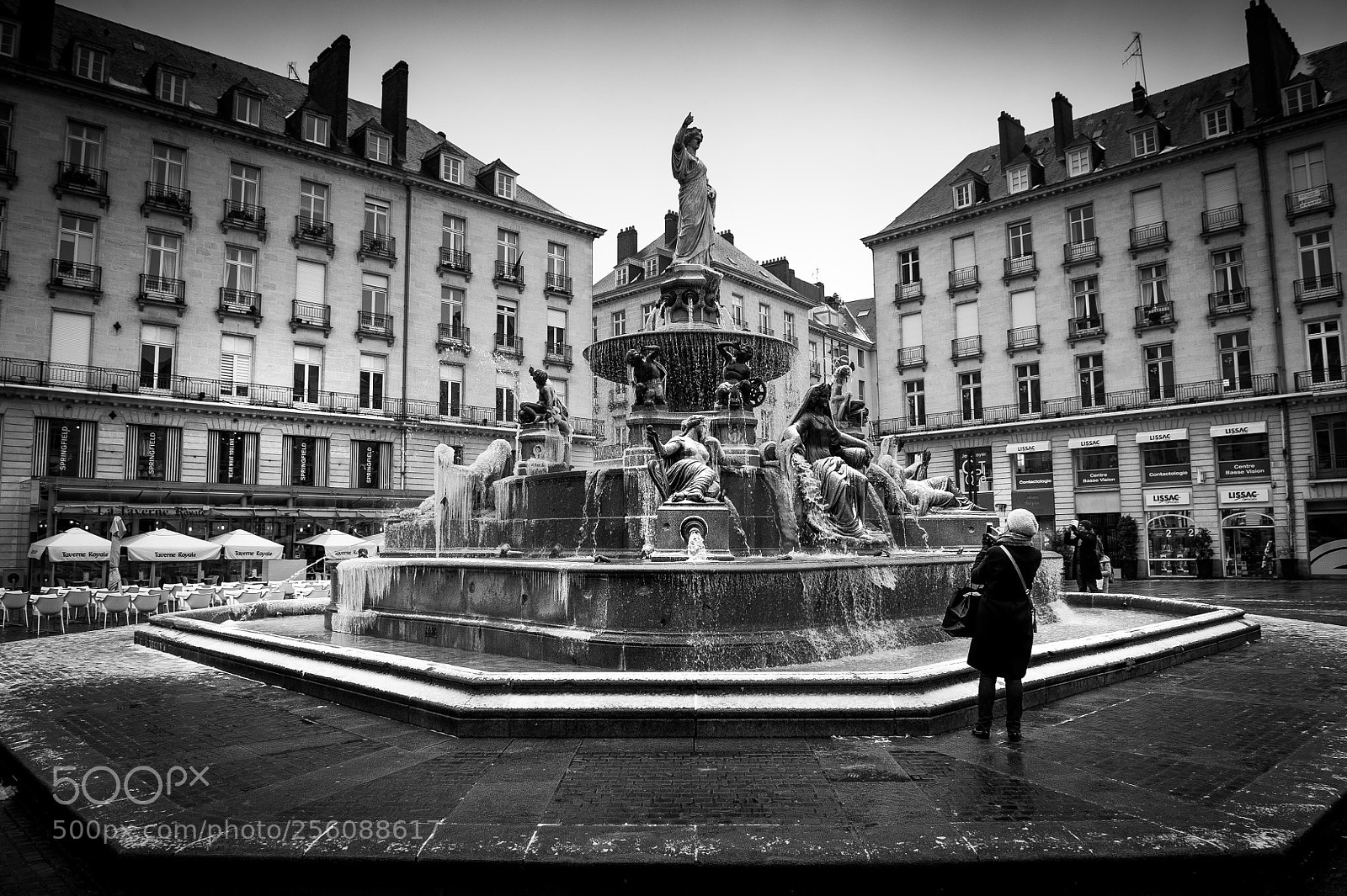 Nikon D700 sample photo. Iced fountain photography