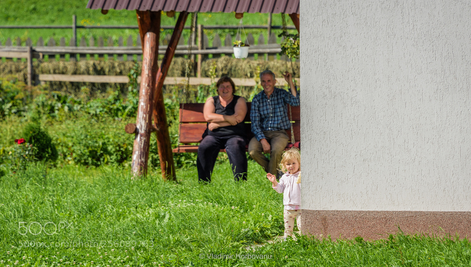 Nikon D810 sample photo. Waving to the train photography