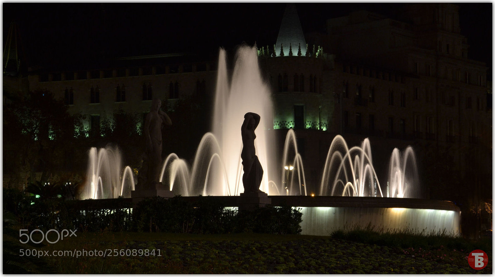 Nikon D3100 sample photo. Fountain barcelona photography
