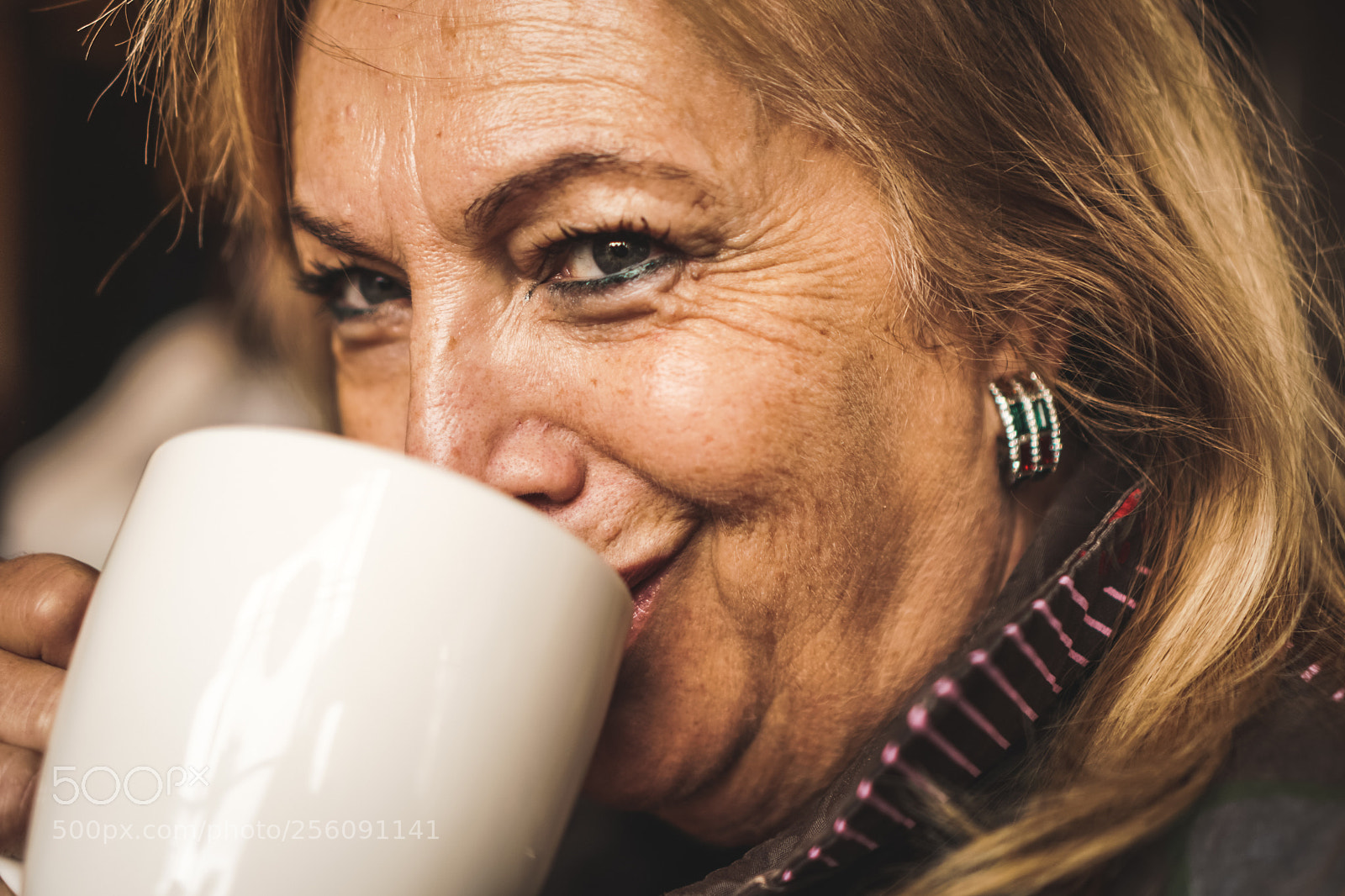 Sony a6500 sample photo. My mom, drinking coffee. photography