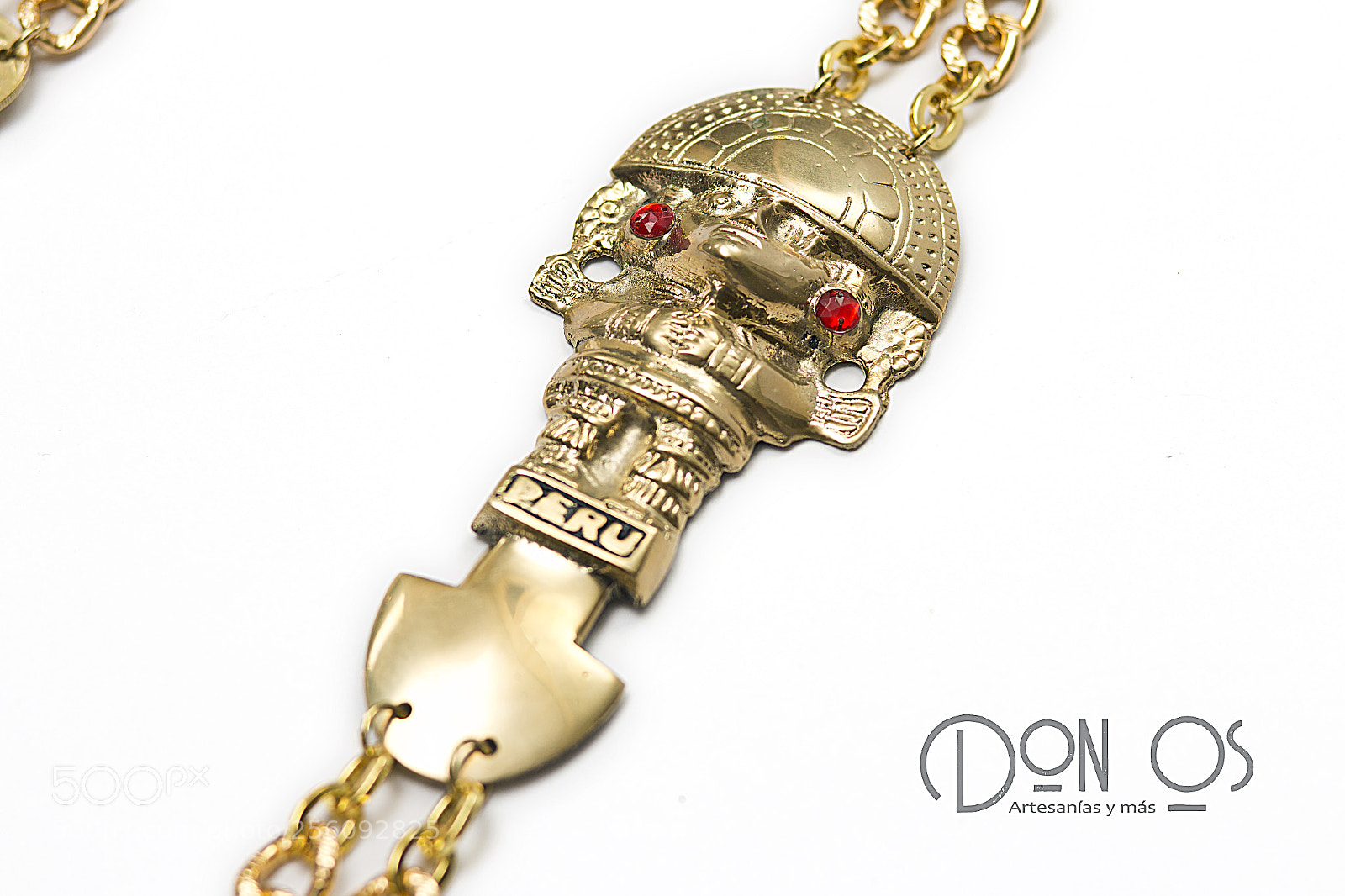 Canon EOS 600D (Rebel EOS T3i / EOS Kiss X5) sample photo. Tumi con cadena dorado photography