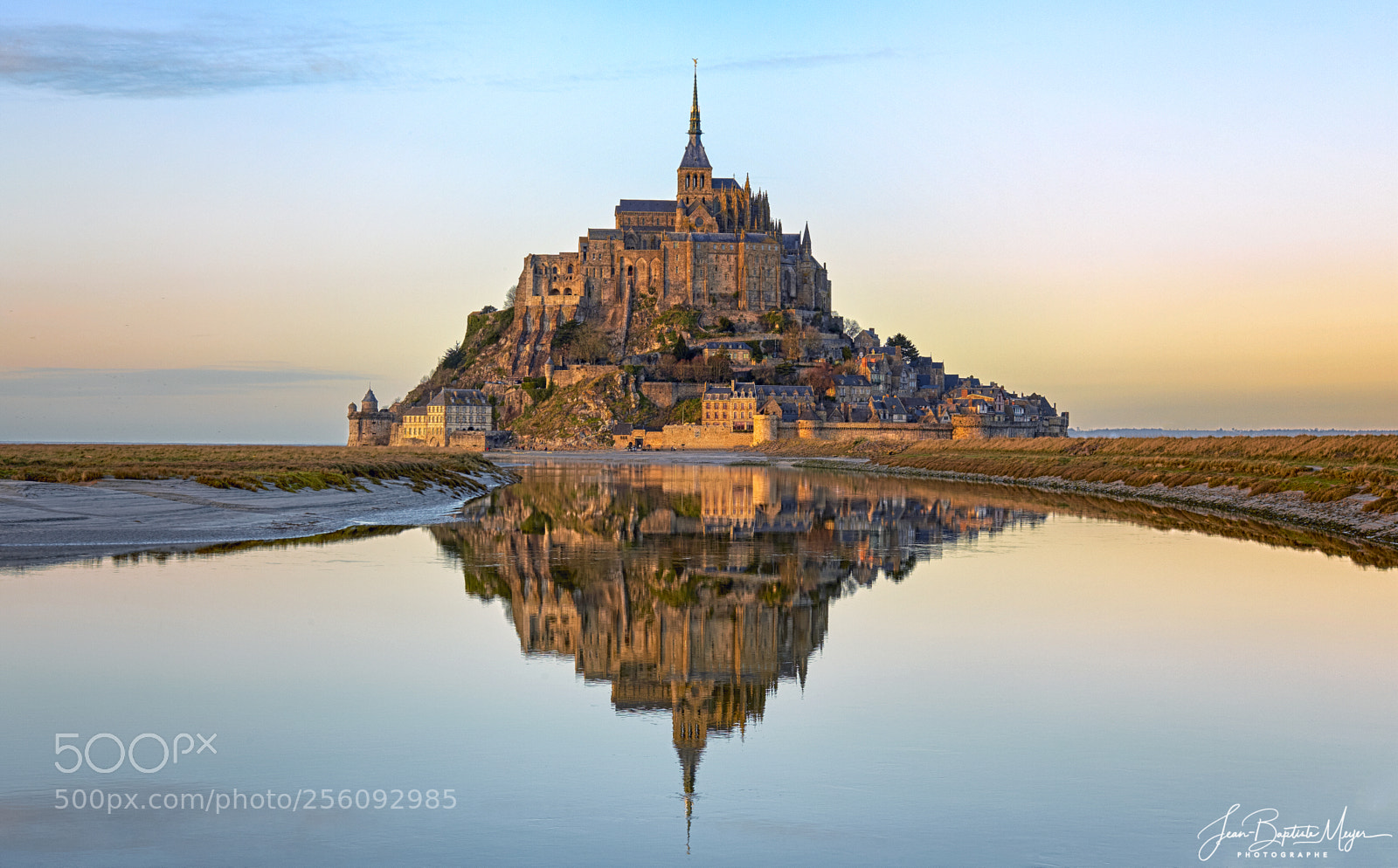 Canon EOS 5D Mark II sample photo. Mont saint-michel at dusk photography